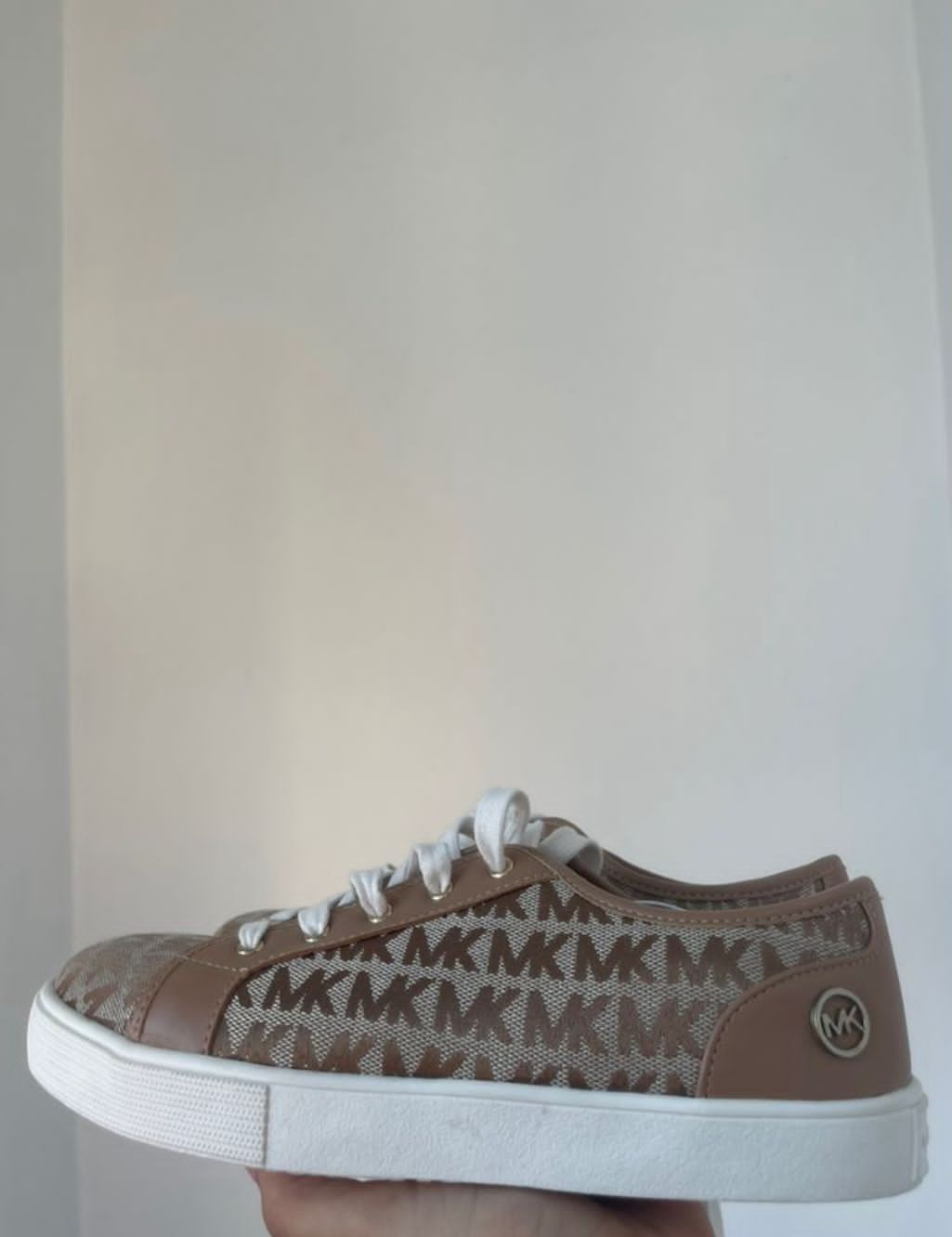 Michael Kors sneakers café