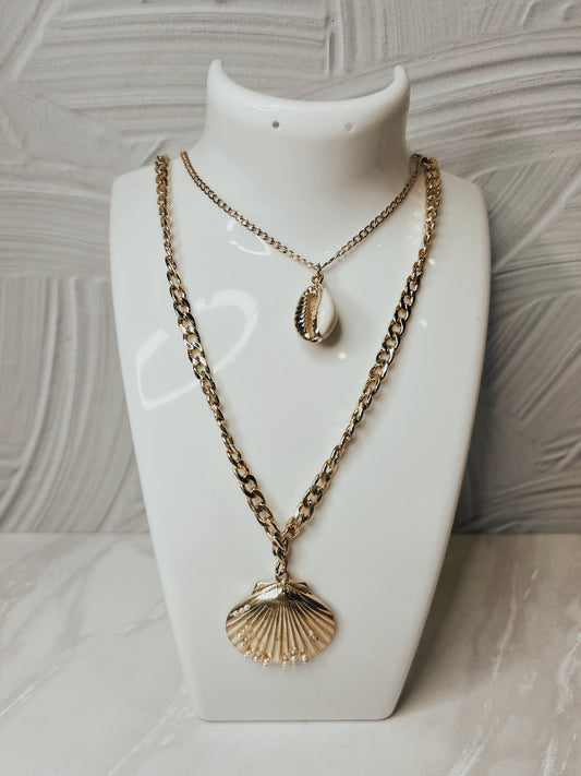 2 piece shell necklaces